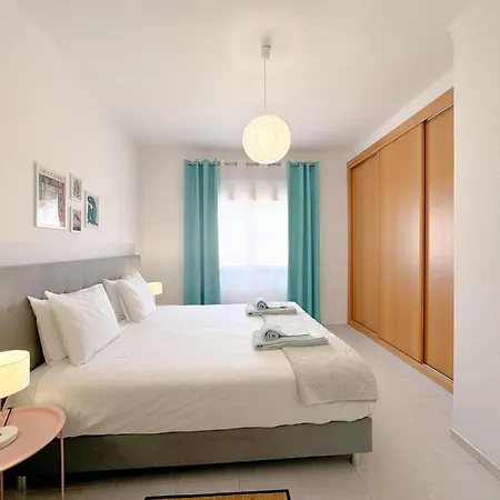 Apartament With View Of The Historic #1952 *