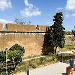 With View Of The Historic #1952 * Λάγος